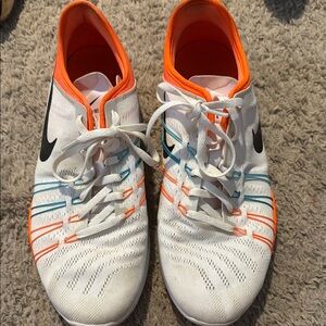 Nike White and Orange Sneakers with Black Swoosh